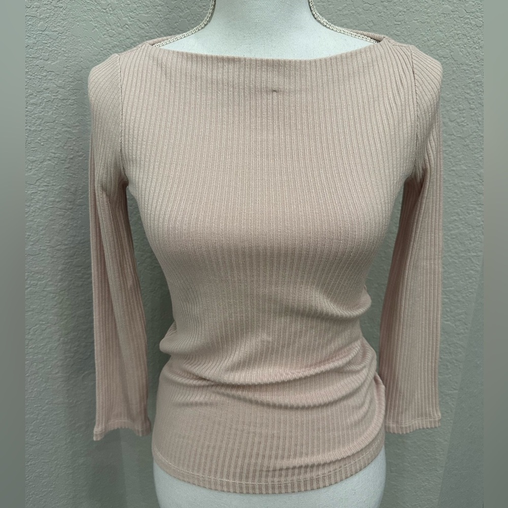 J. Crew Ribbed Knit Top with Boat Neck and 3/4 Sleeve in Soft Pink